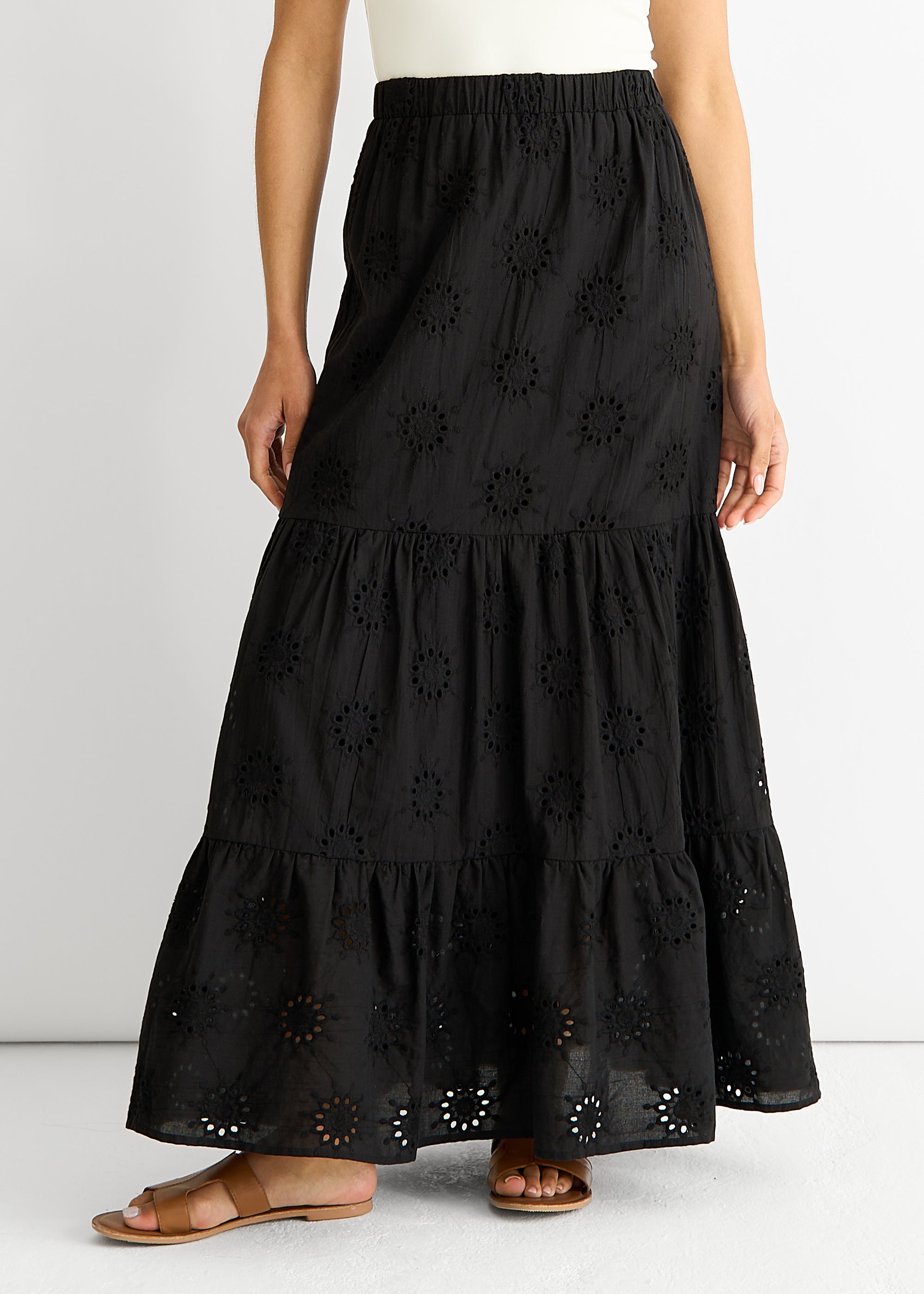 Black Tiered Lace Embroidered Long Skirt