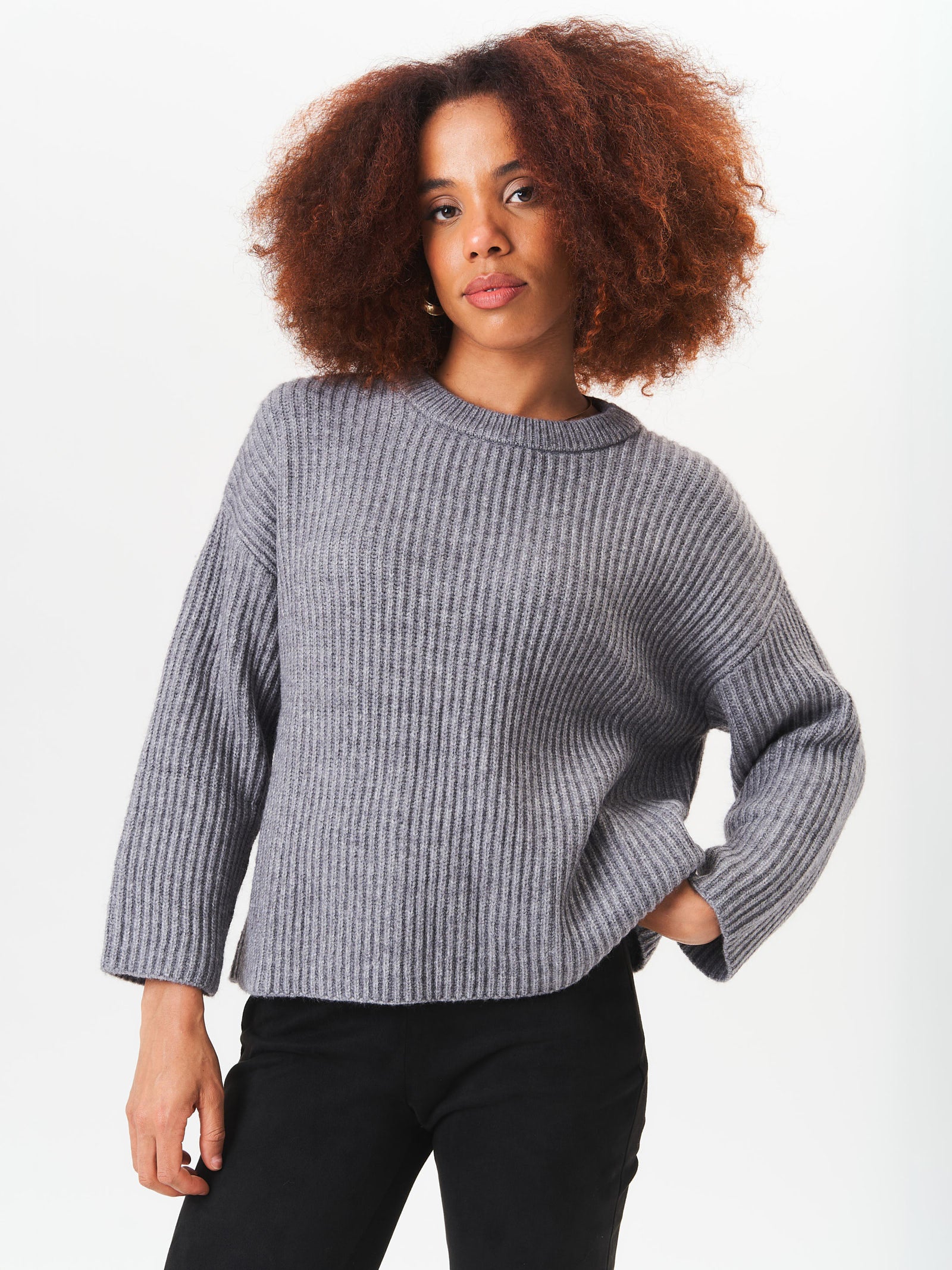 Grey Chunky Knit Oversized Jumper – Gini London - Main Image