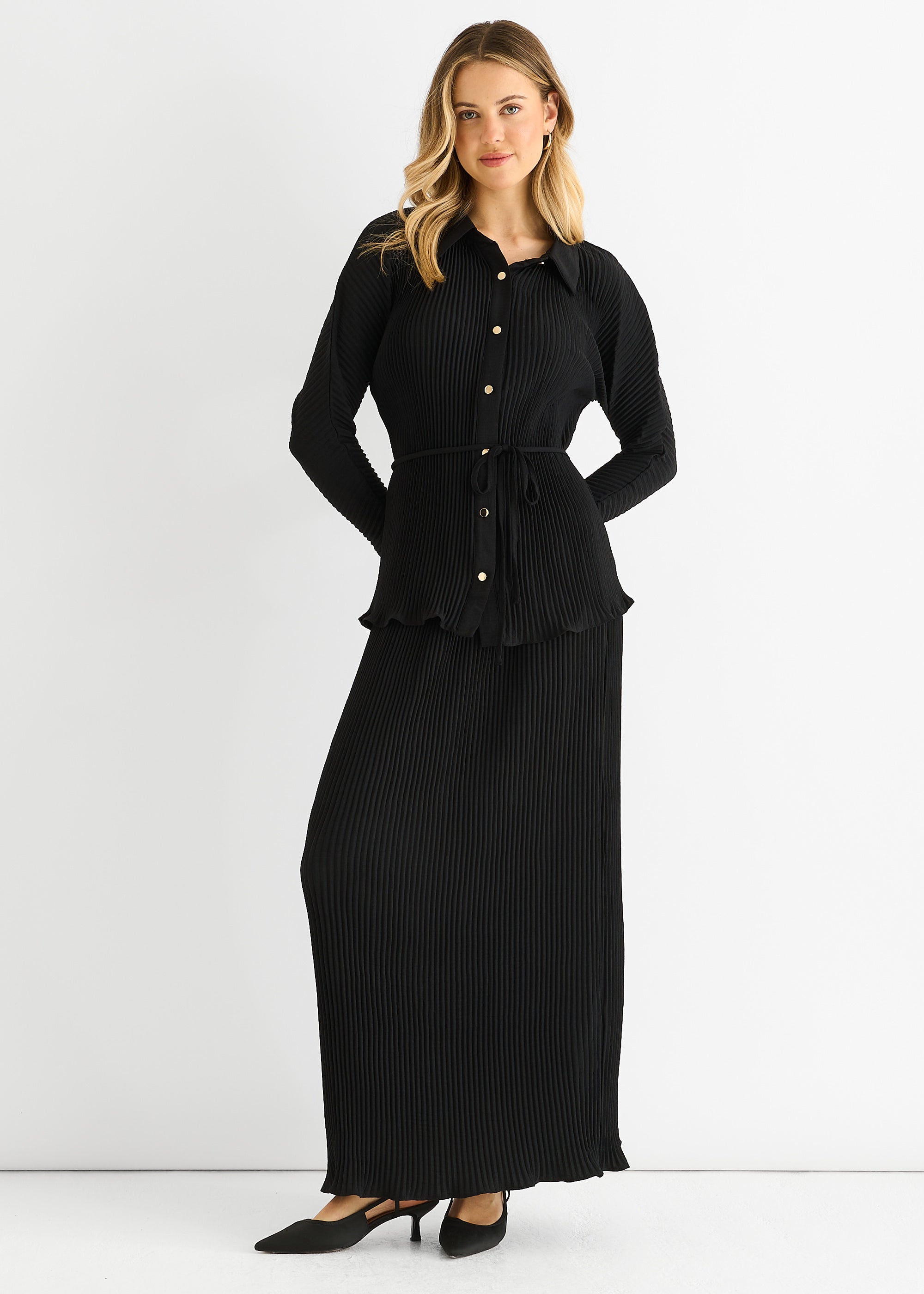 Black Plisse Elasticated Waist Maxi Skirt