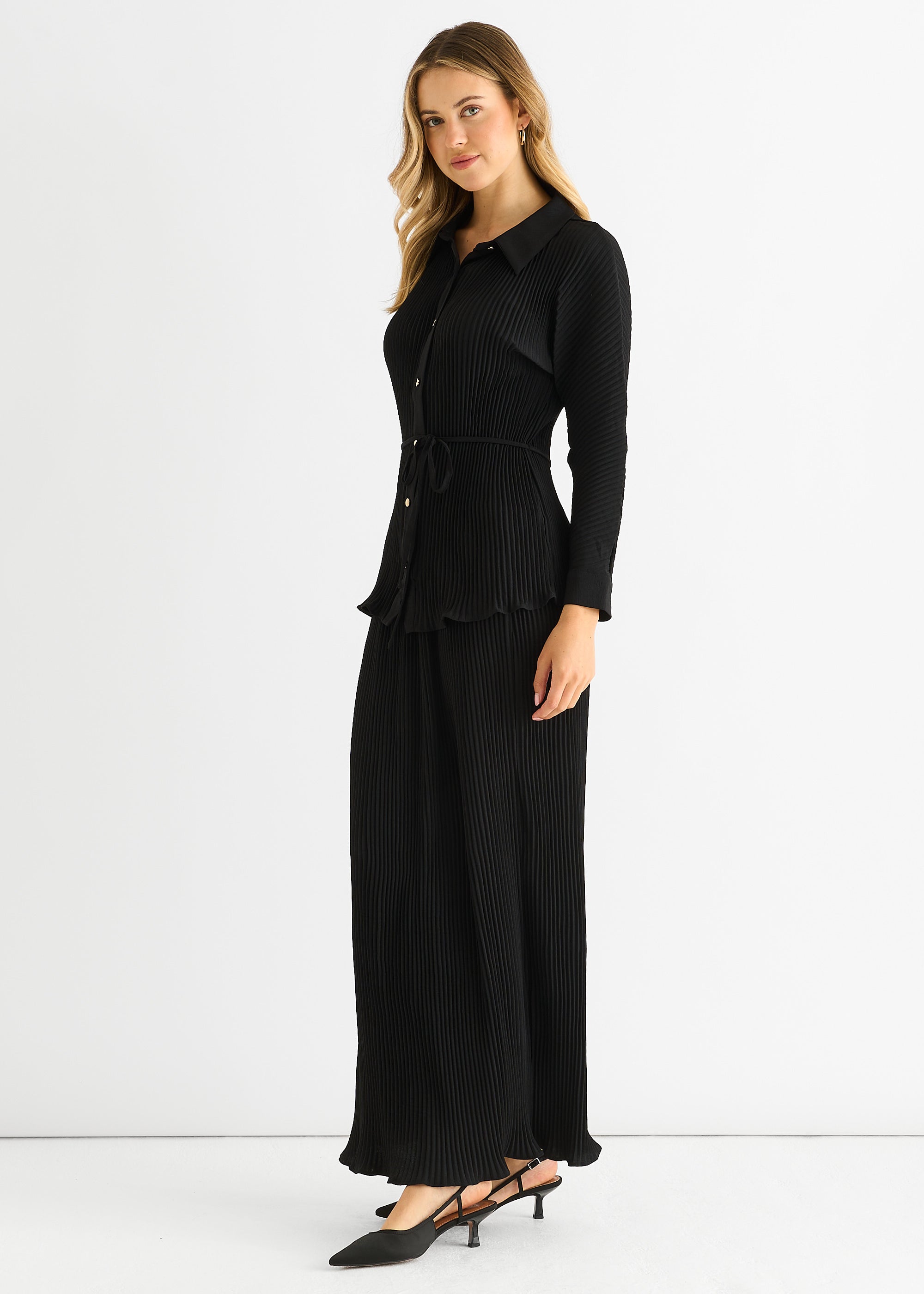 Black Plisse Elasticated Waist Maxi Skirt