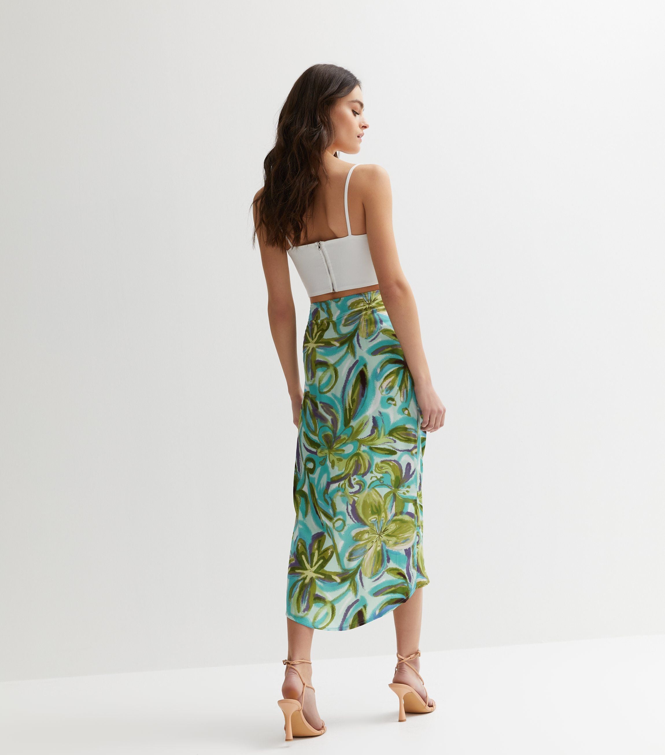Green Tropical Print Ruched Front Midi Skirt