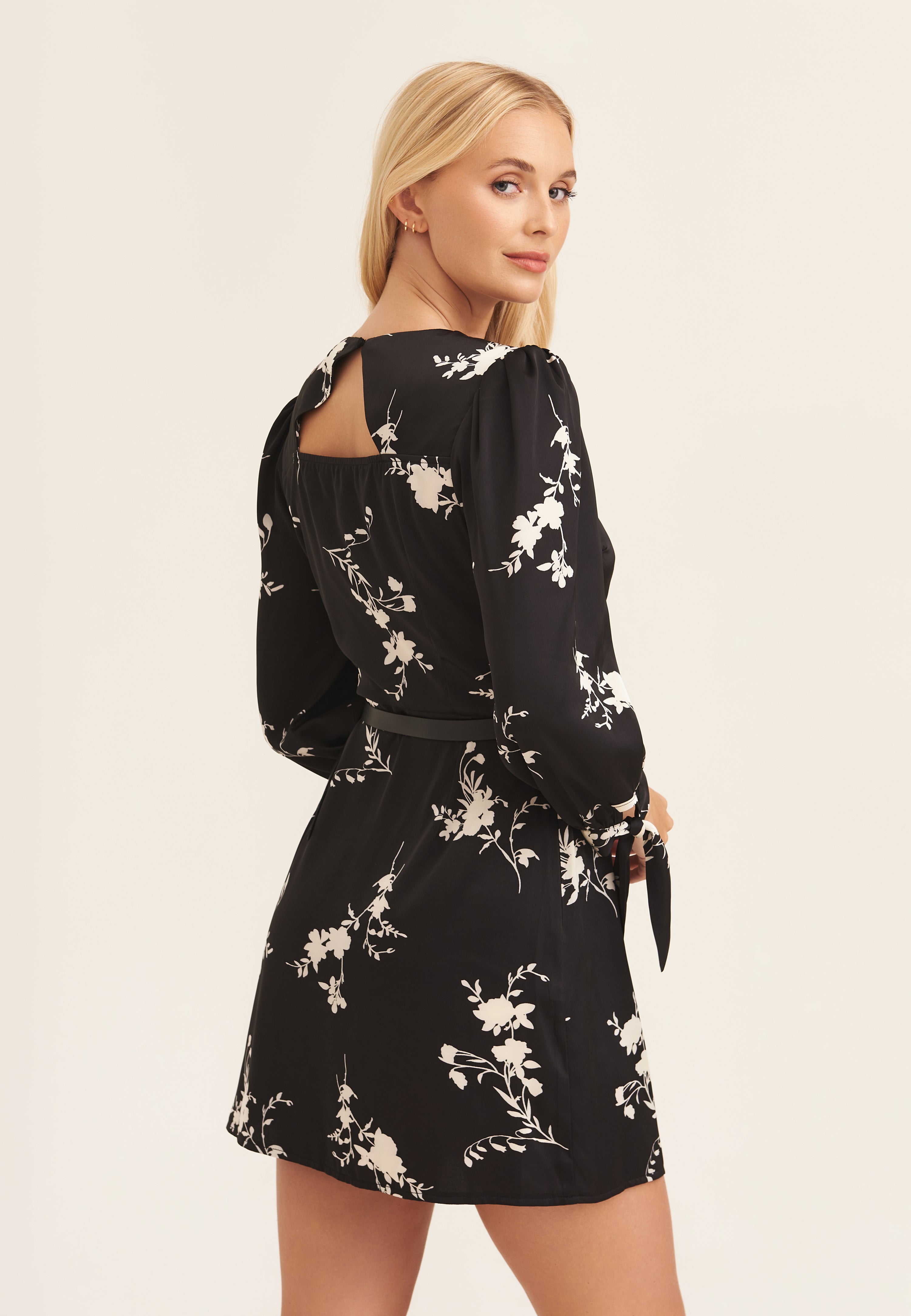 Black Floral Print Long Sleeve Mini Dress
