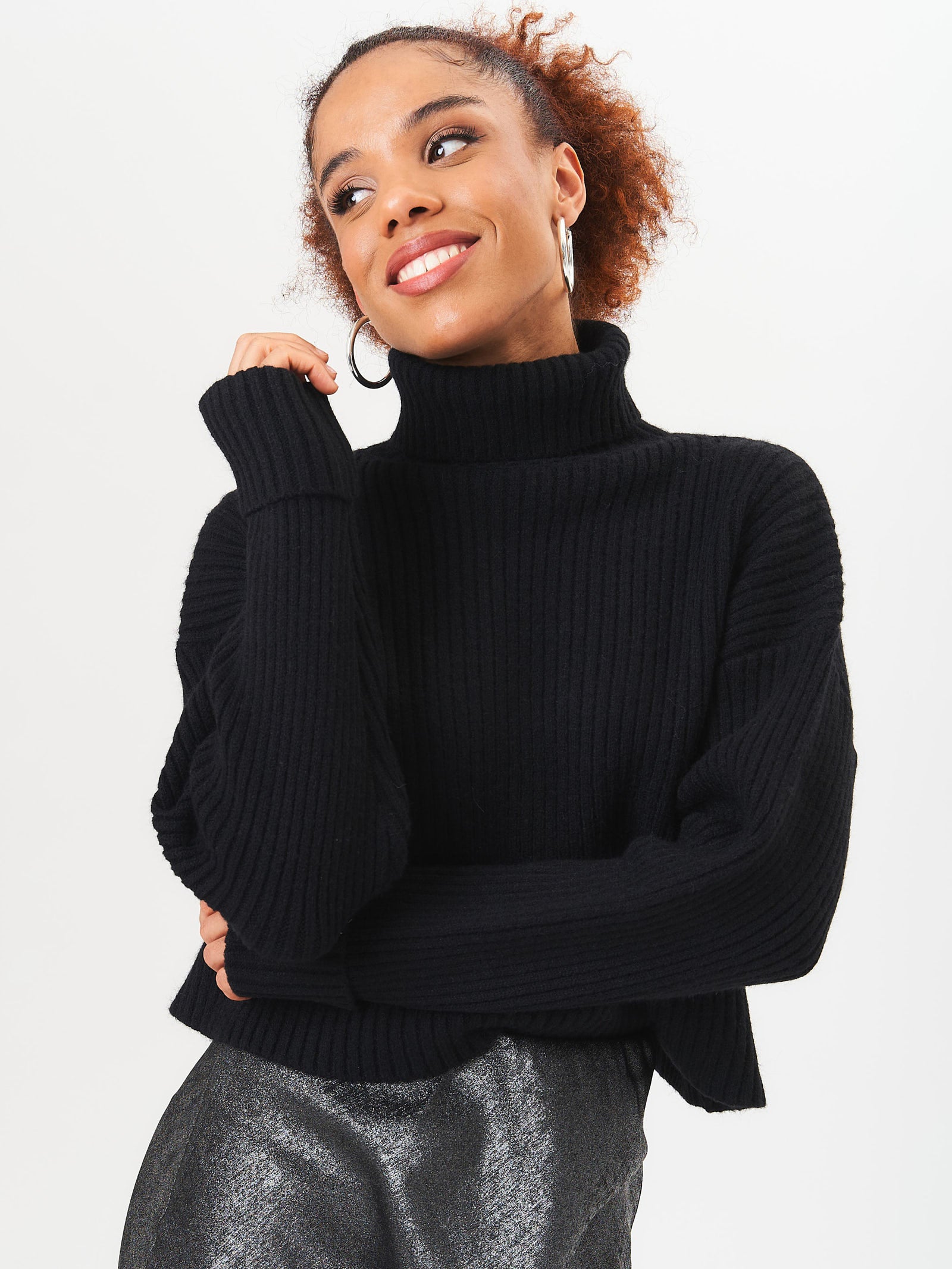 Black High Neck Chunky Knit Crop Jumper