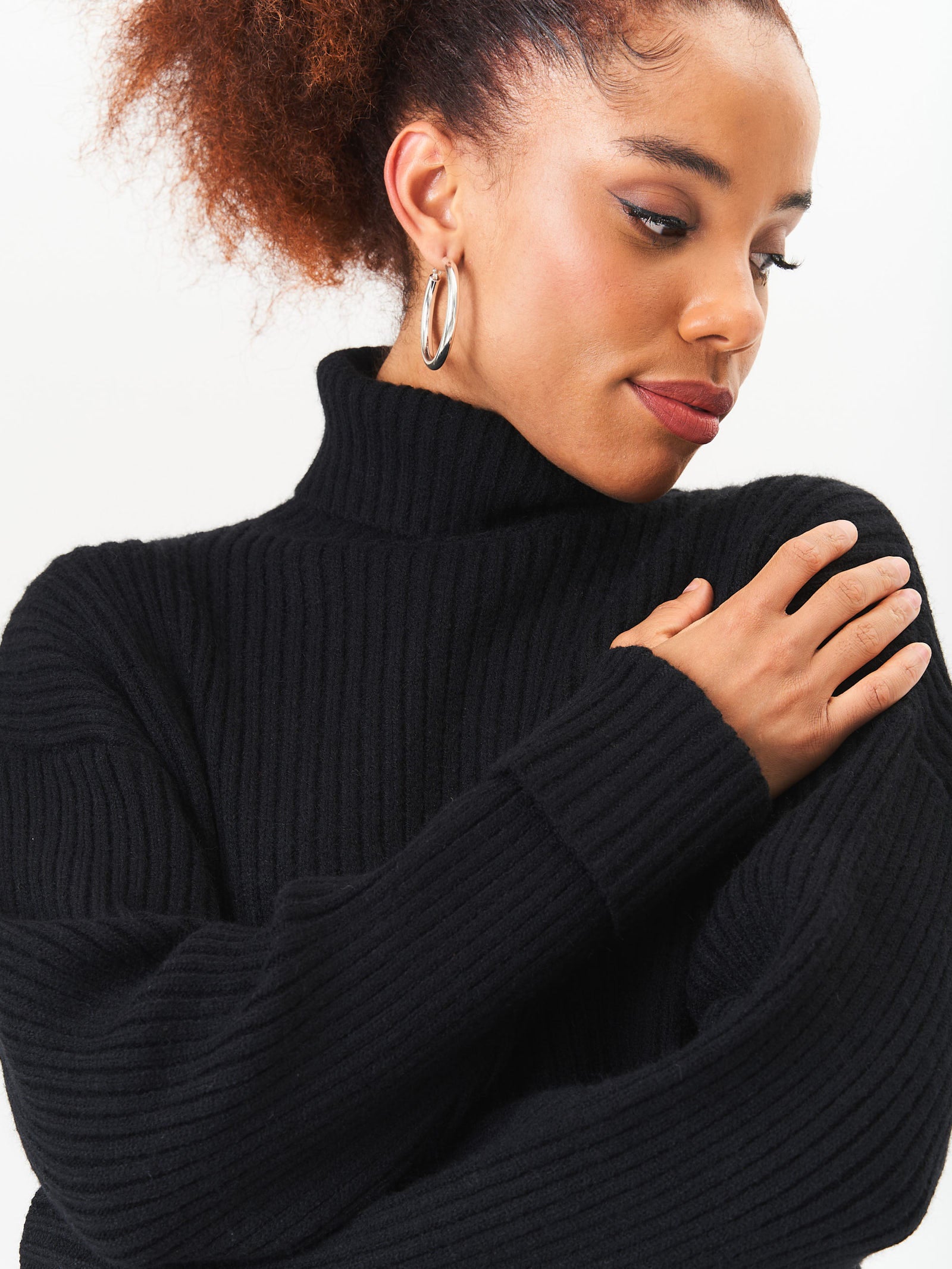Black High Neck Chunky Knit Crop Jumper
