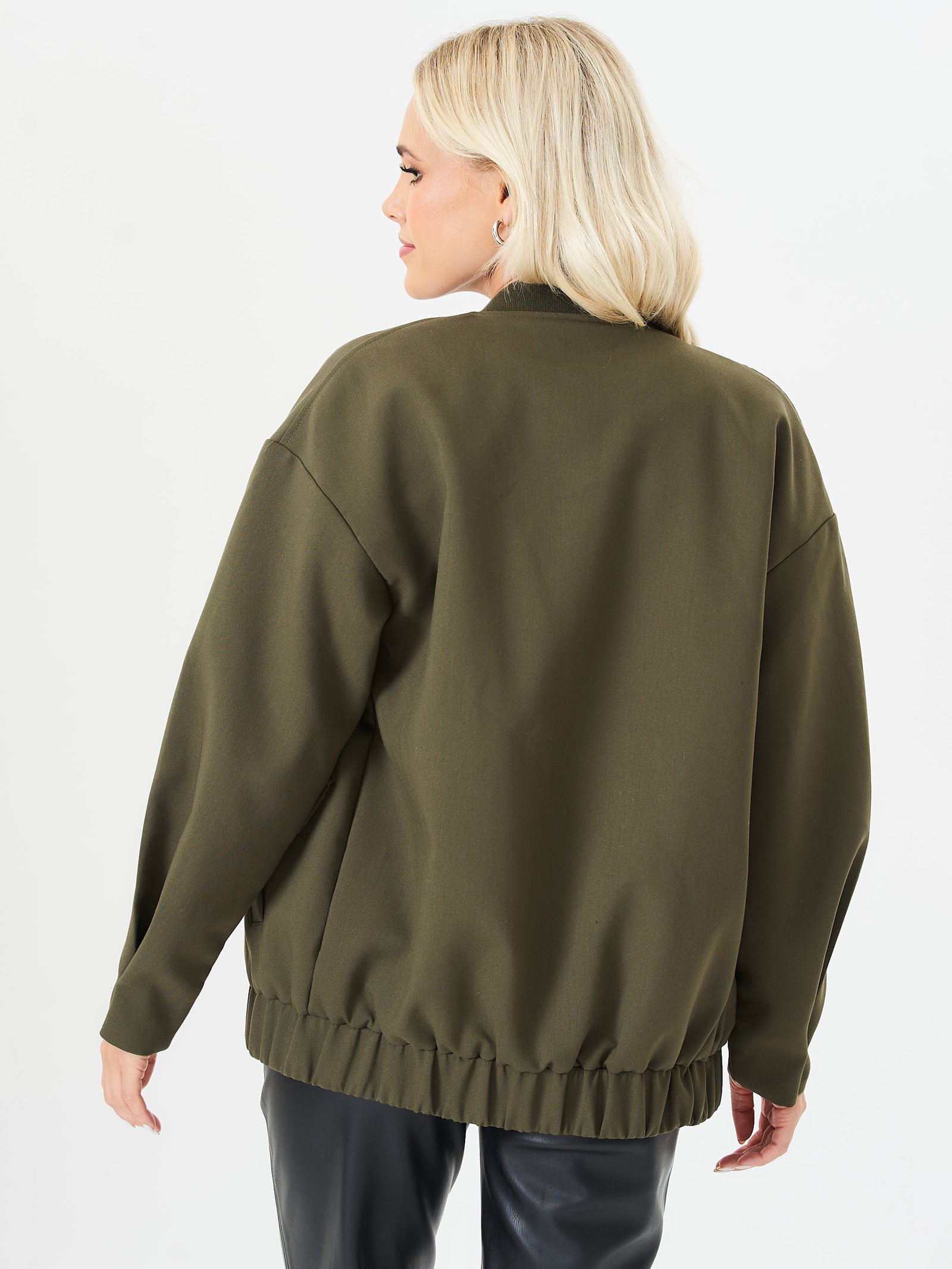 GINI_AW2__19041.jpg