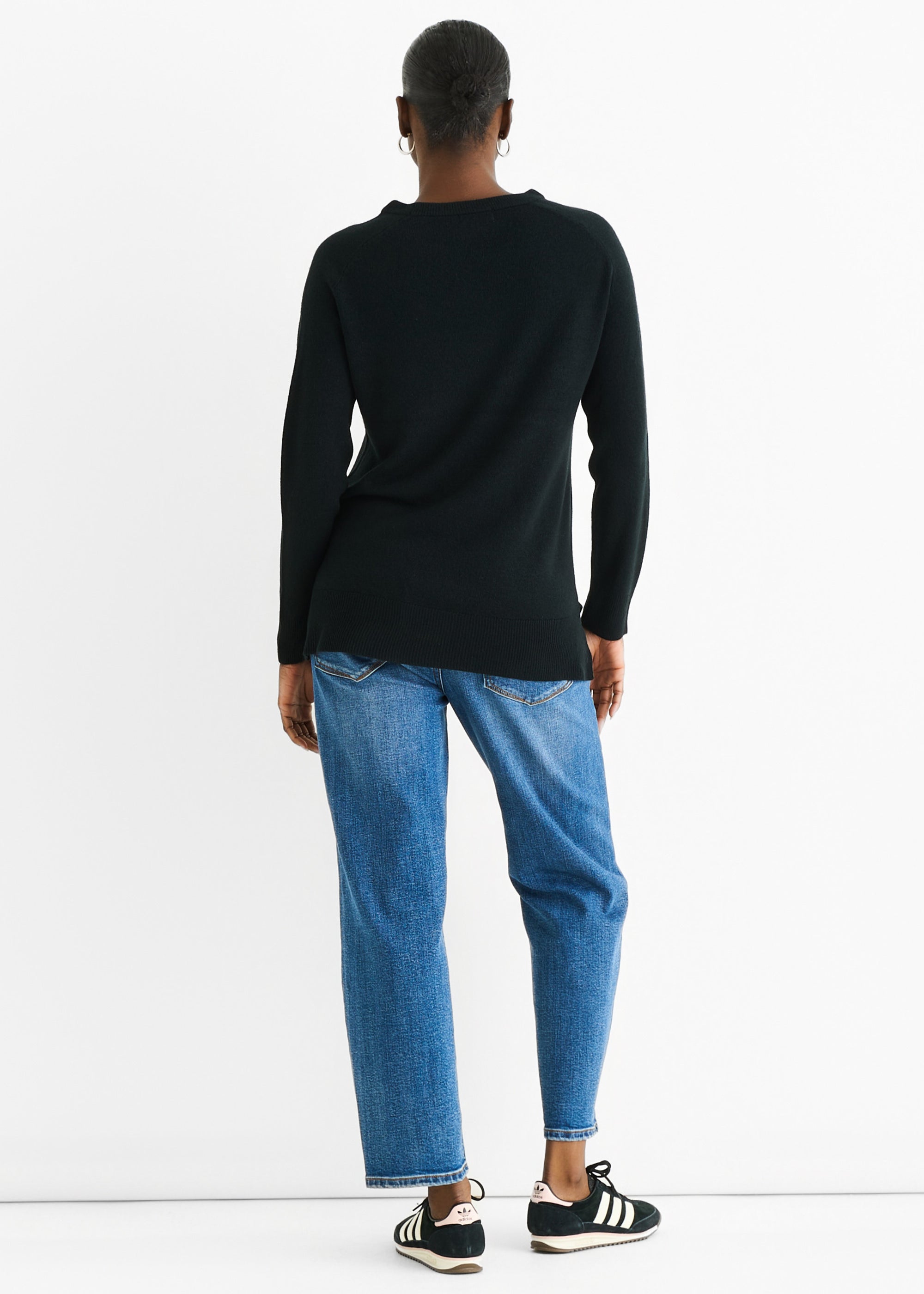 Black Crew Neck Fine Knit Oversized Jumper