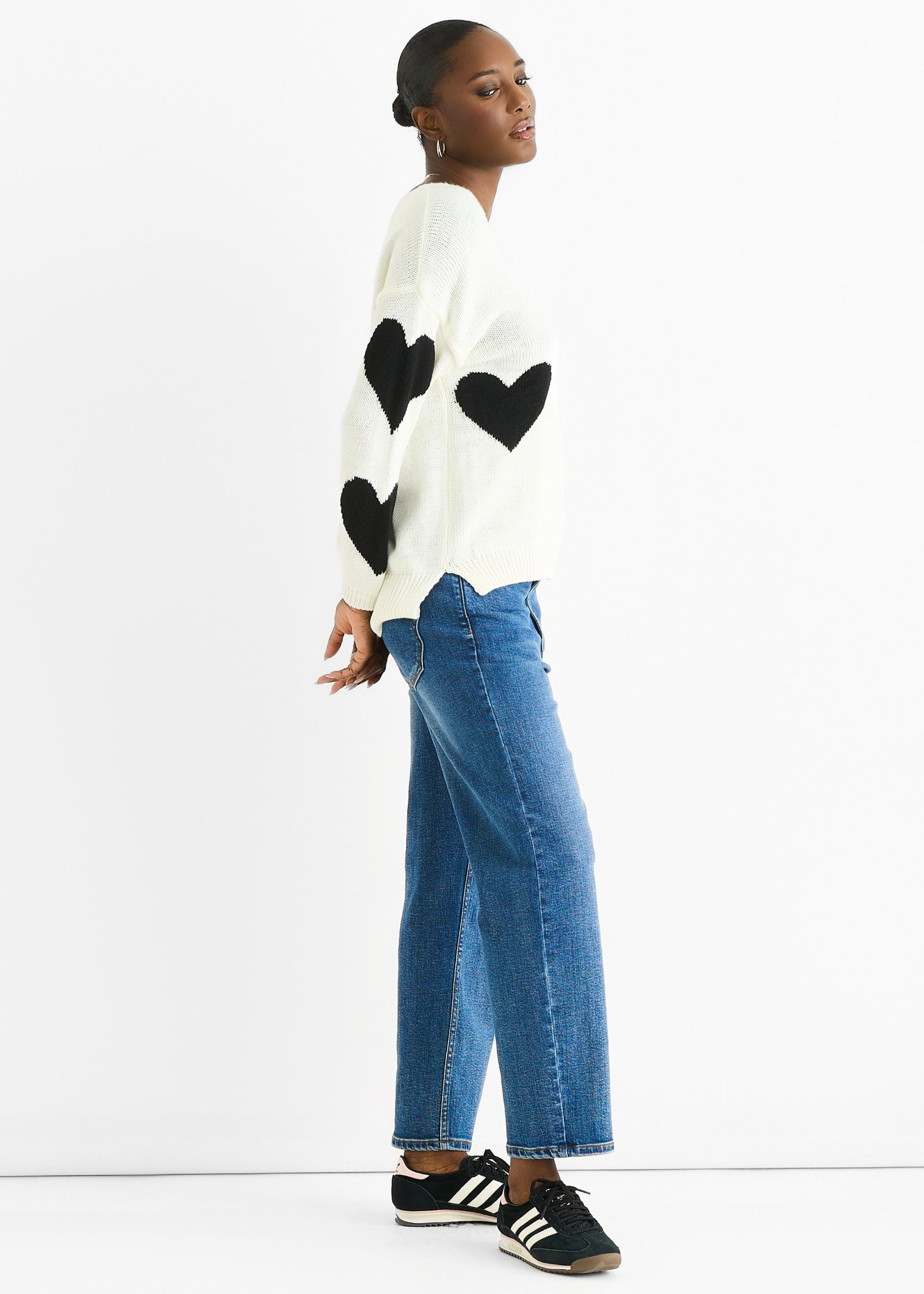 White V Neck Oversized Heart Knit Jumper