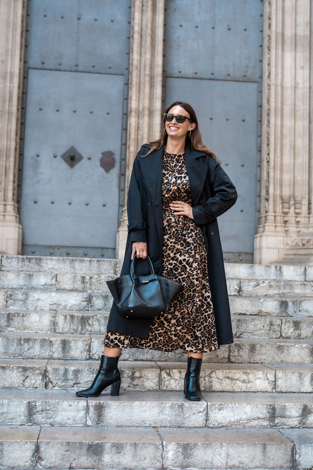 GL1333_coat_lifestyle_3.jpg