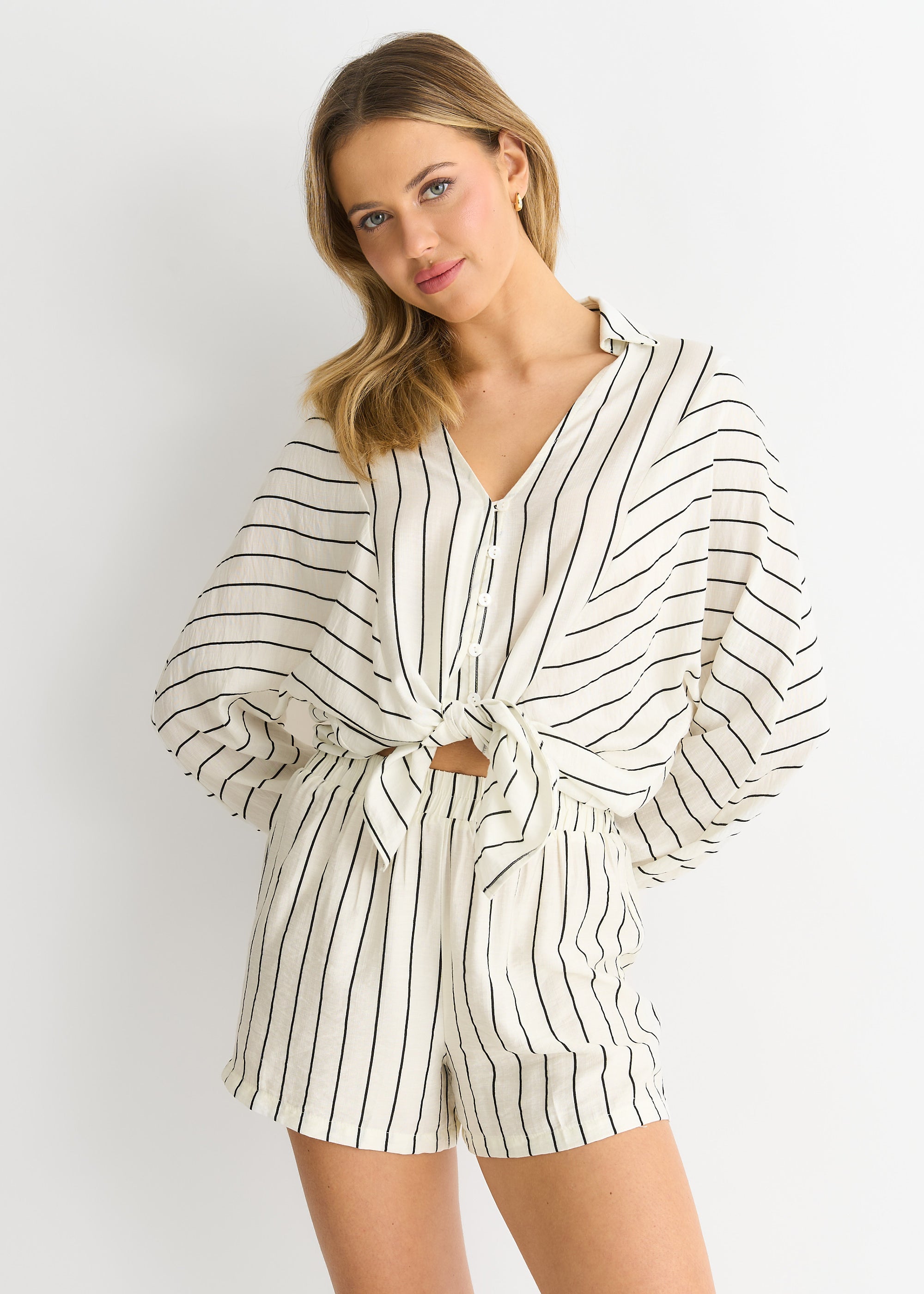 GL1371-Cream_3.jpg
