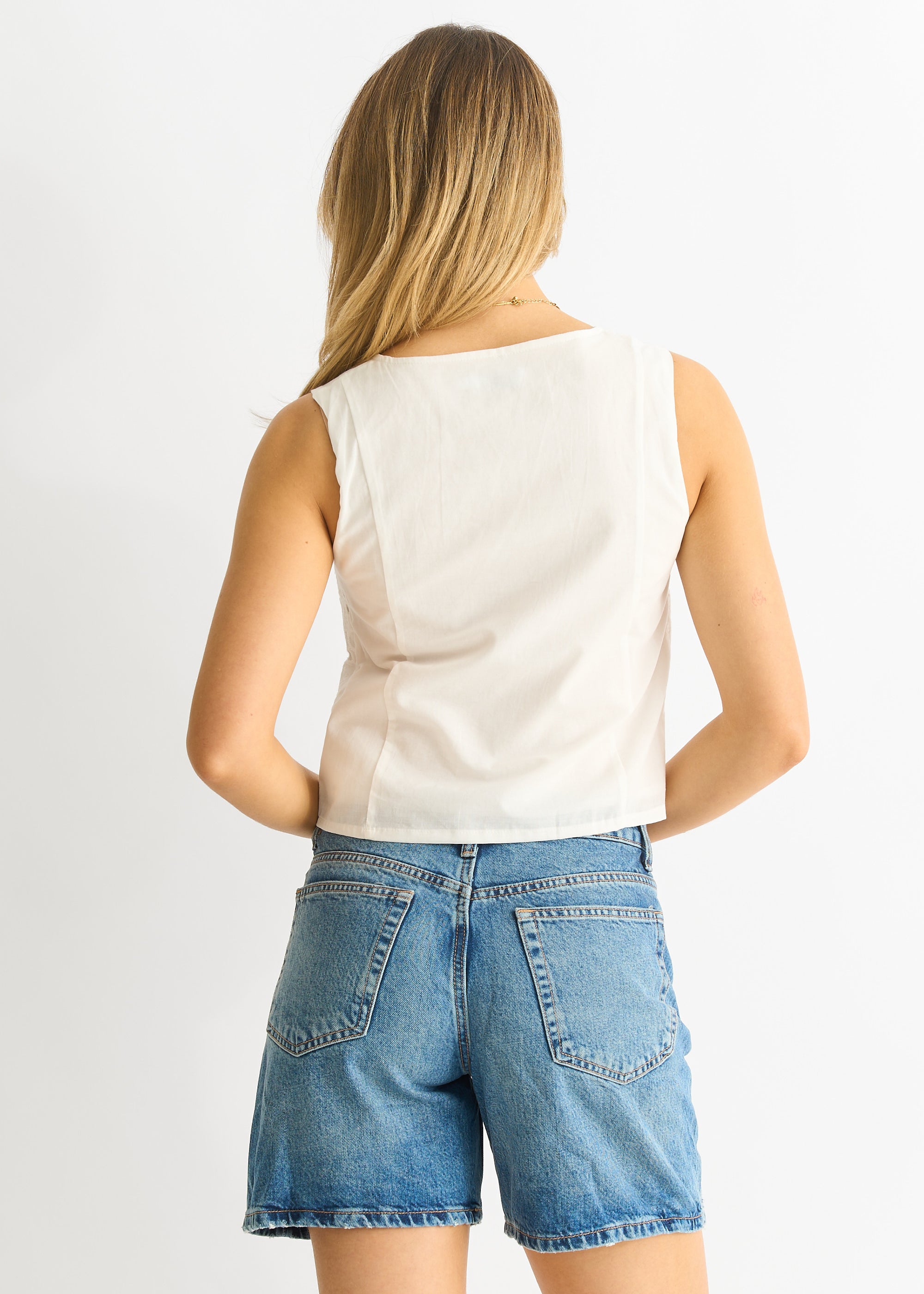 GL1381-White_4.jpg