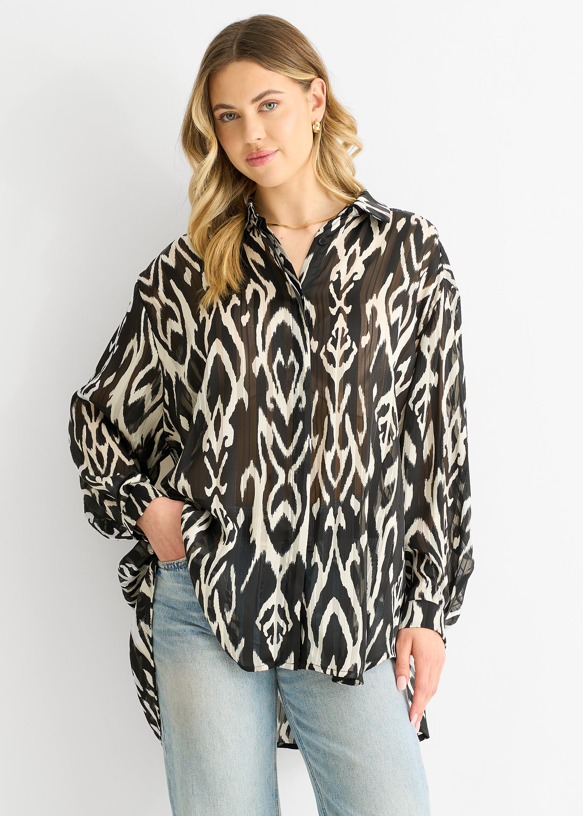 Mono Abstract Print Oversized shirt