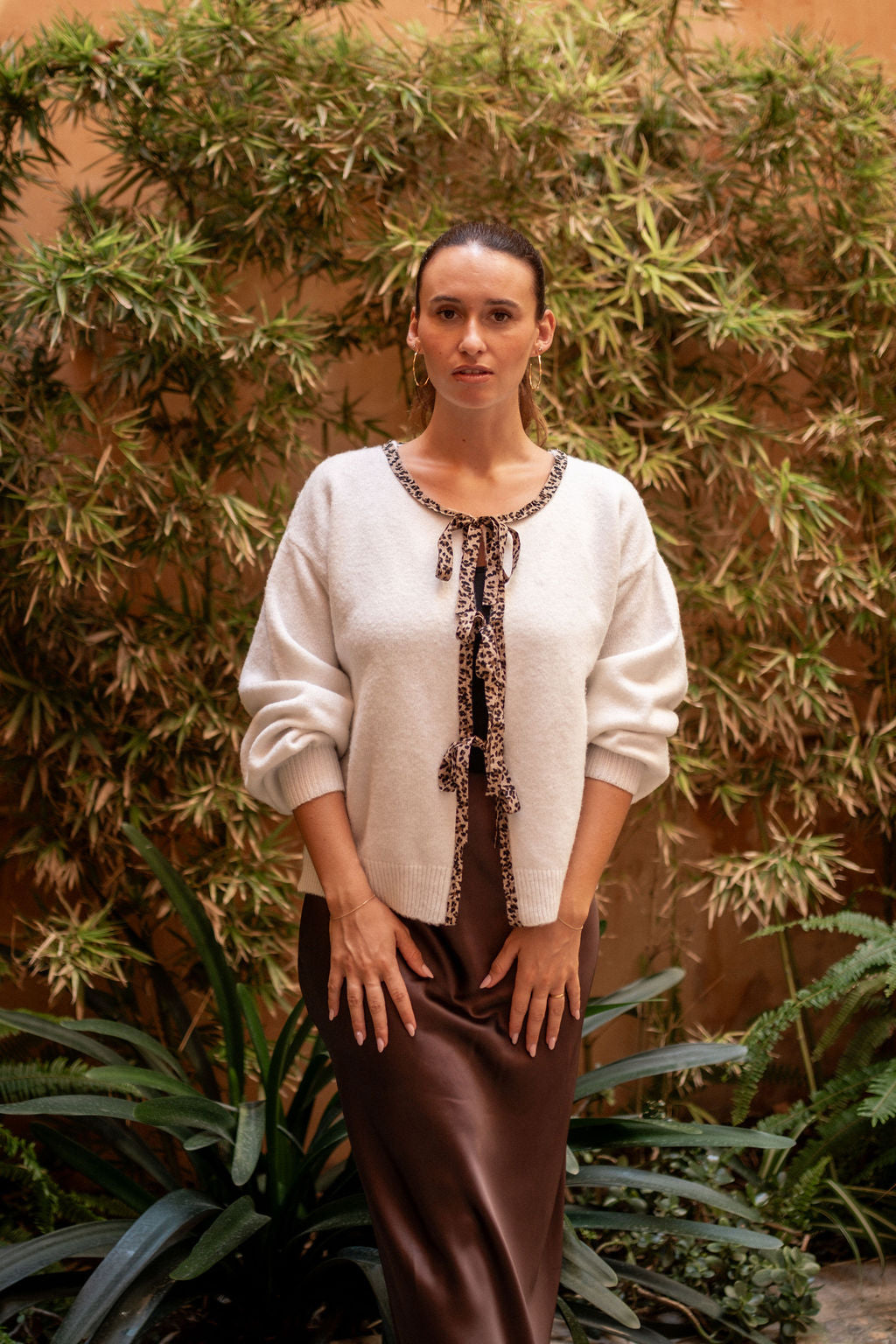 GL1526_cardigan_lifestyle_2.jpg