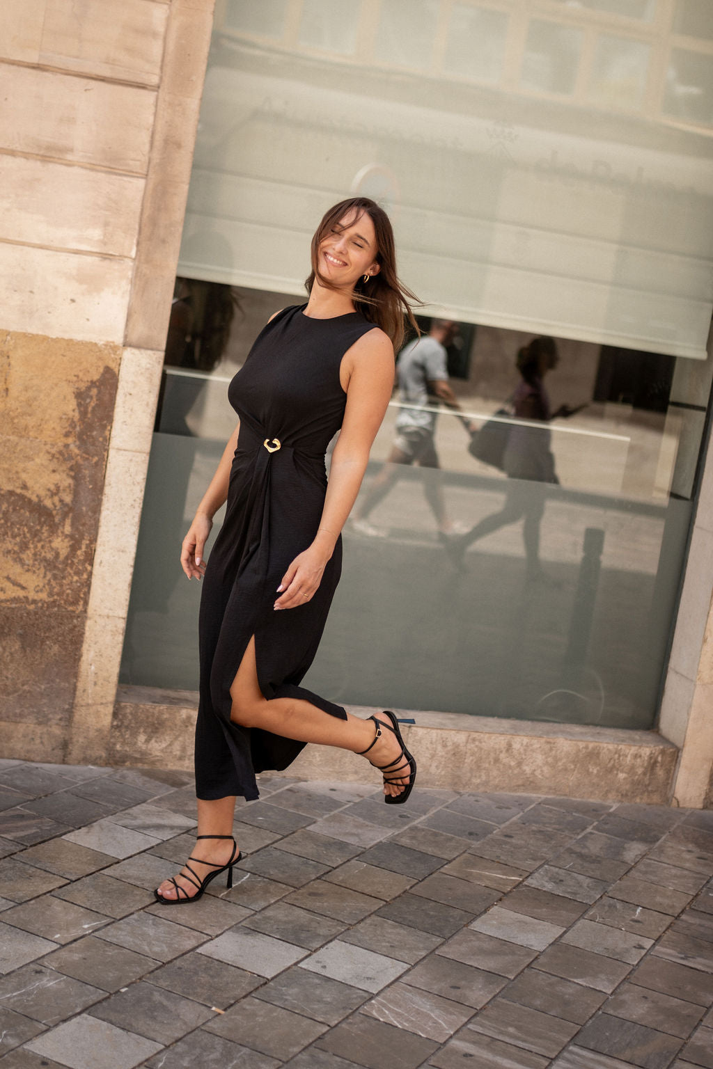 GL1633_dress_lifestyle_3.jpg