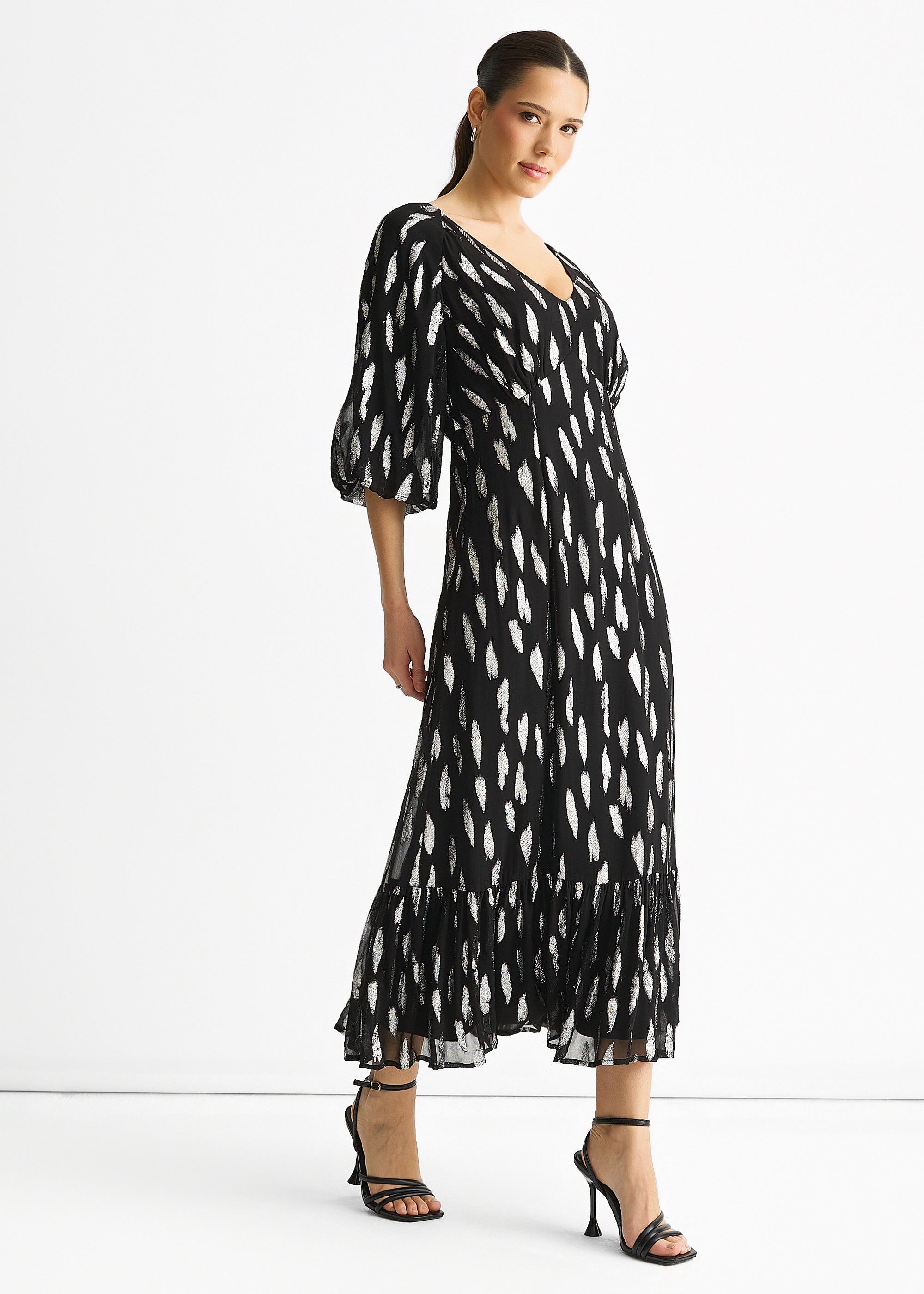 Black Viscose Clipped Balloon Sleeve Maxi Dress