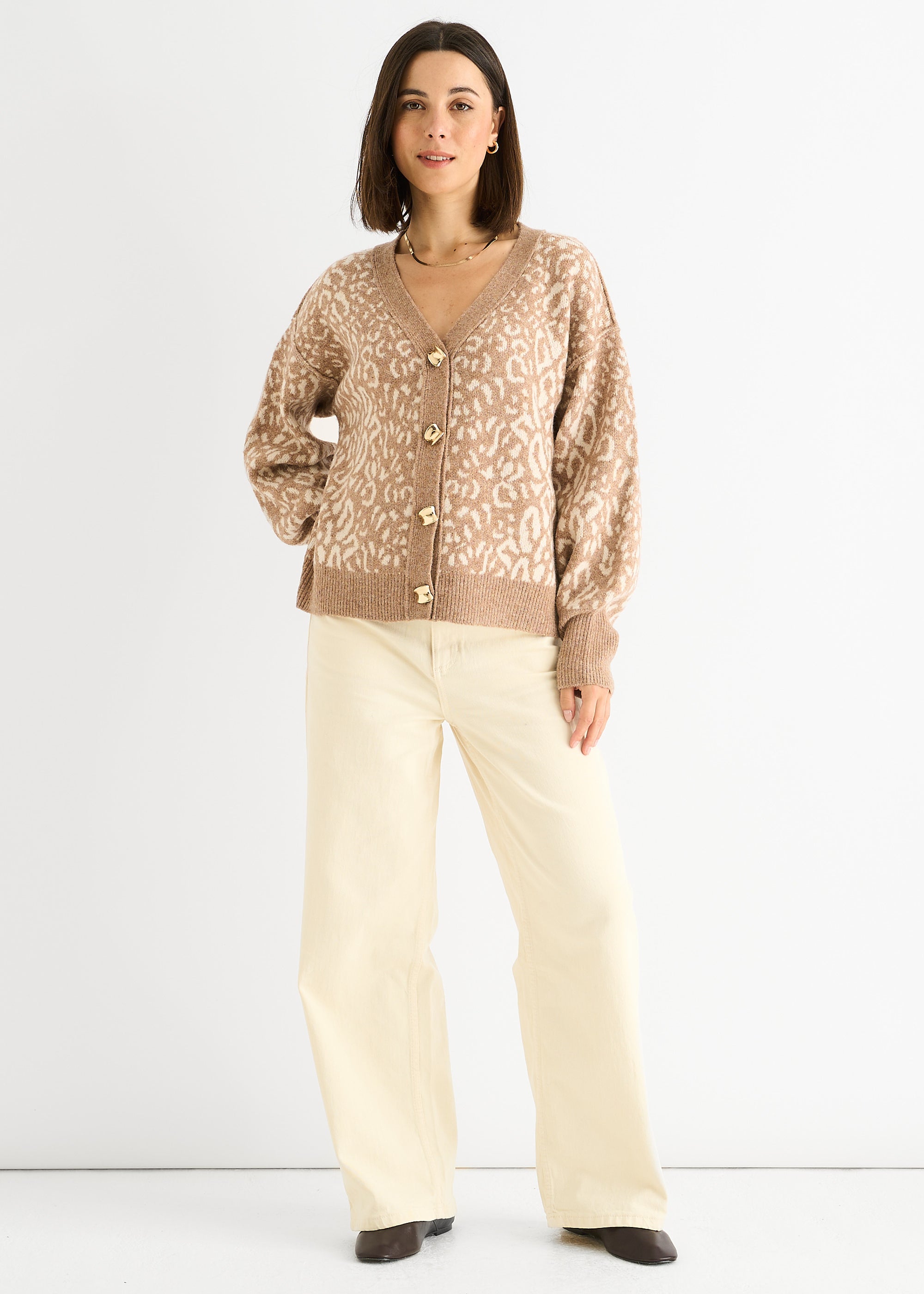 GL1757-CAMEL_3.jpg