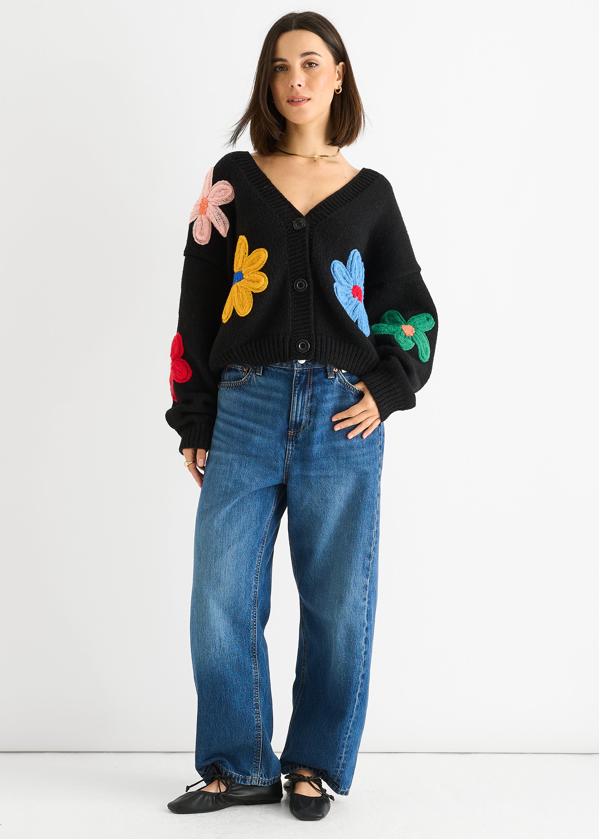 Black Floral Knit Long Sleeves Cardigan