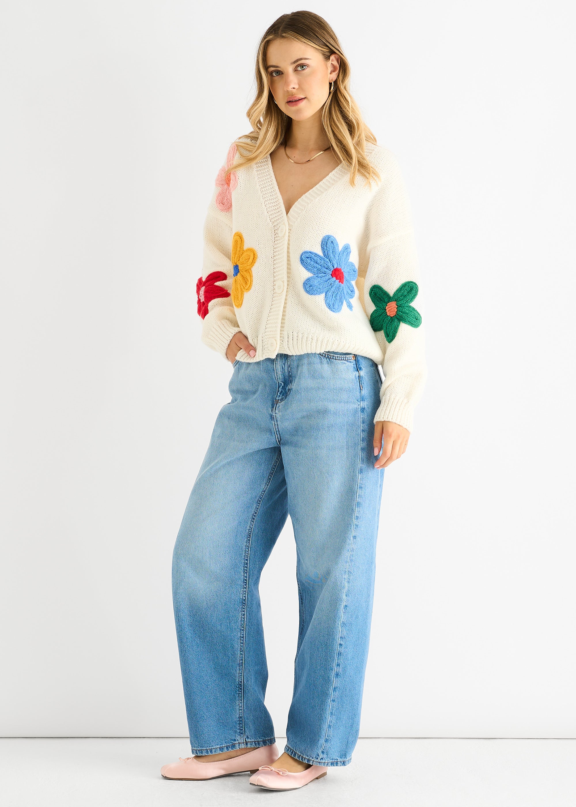 Cream Floral Knit Long Sleeves Cardigan