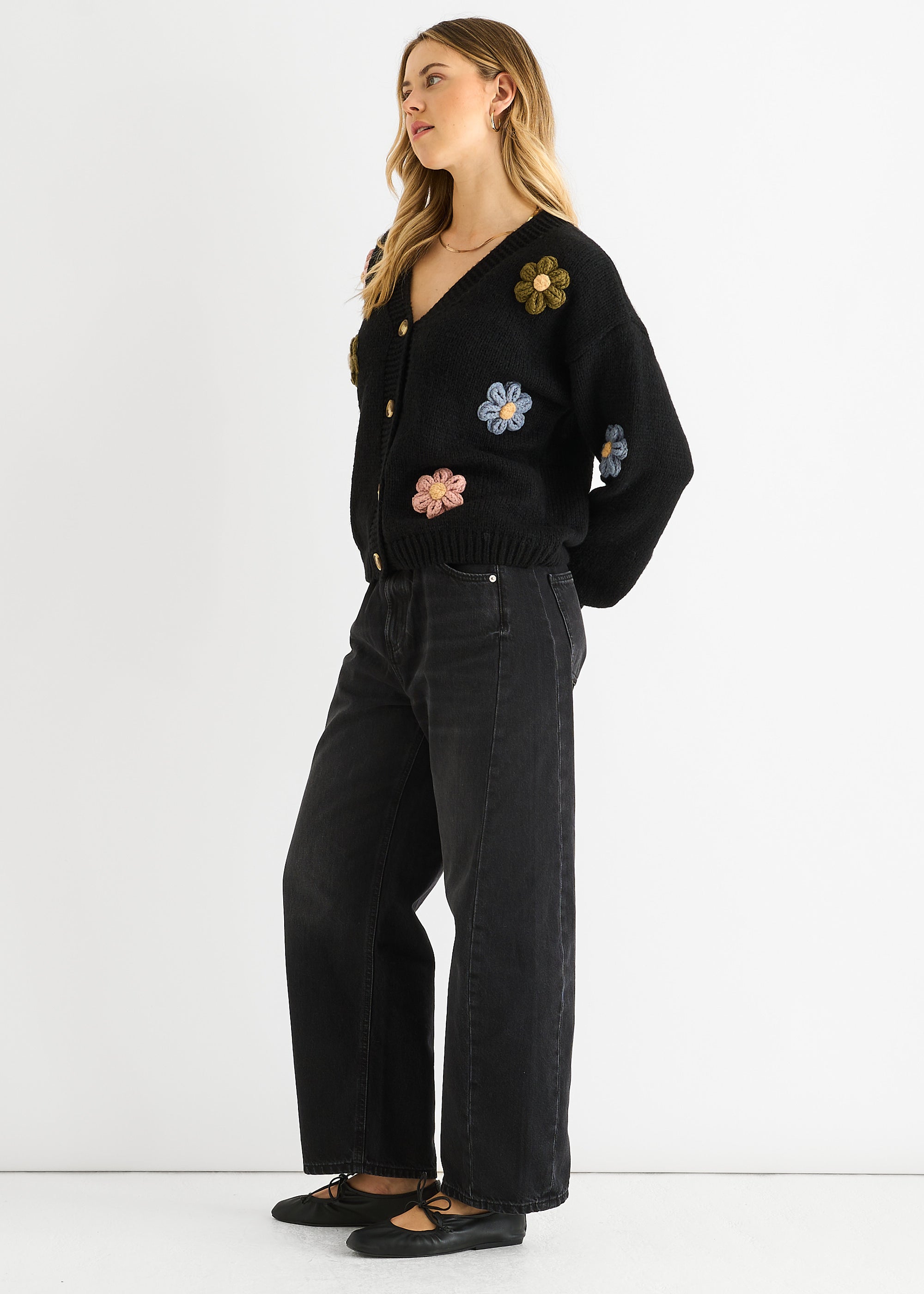 Black 3D Contrast Flower Crochet Cardigan