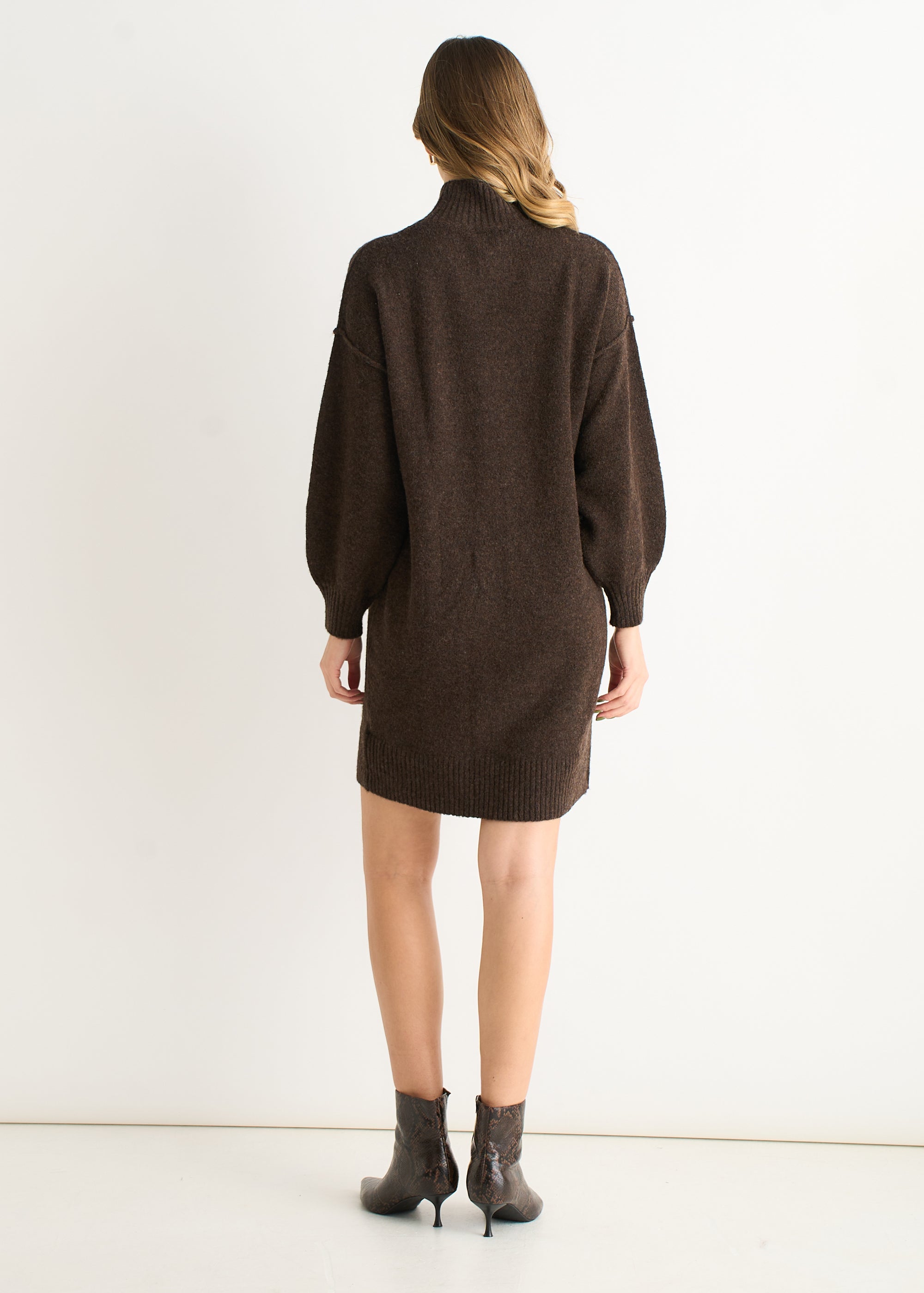 Brown Crew Neck Knitted Shift Dress