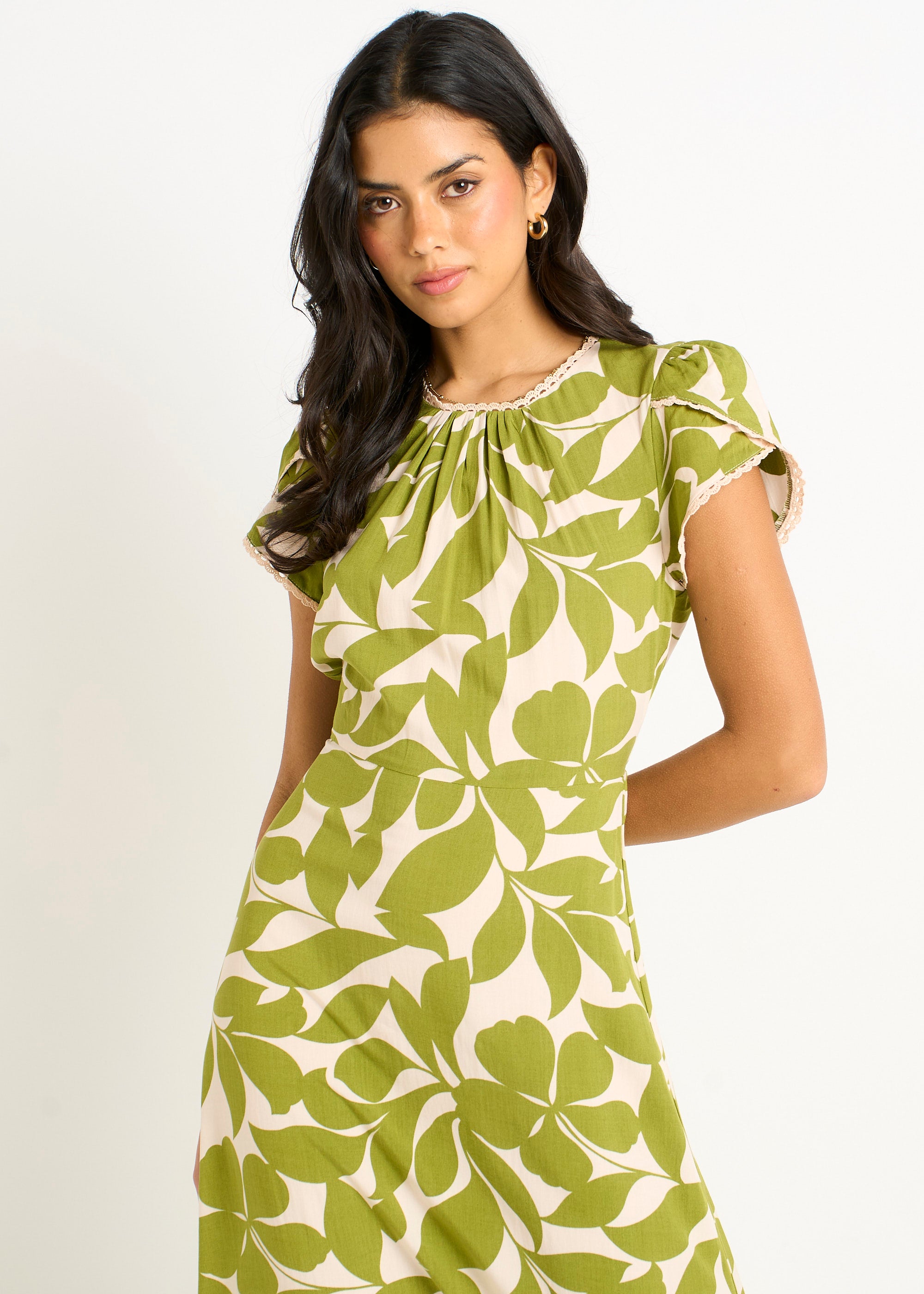 Green Petal Cuff Elasticated Waist Maxi Dress