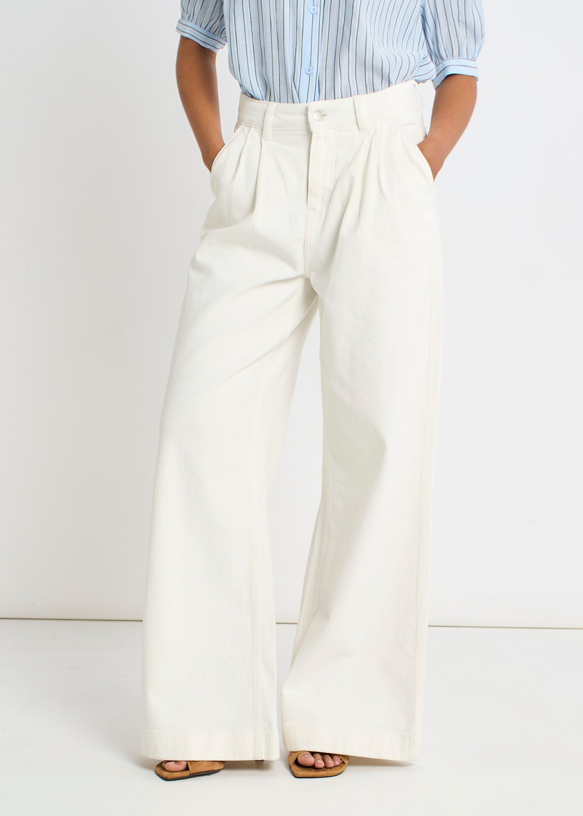 Off White Pleat Wide Leg Jean