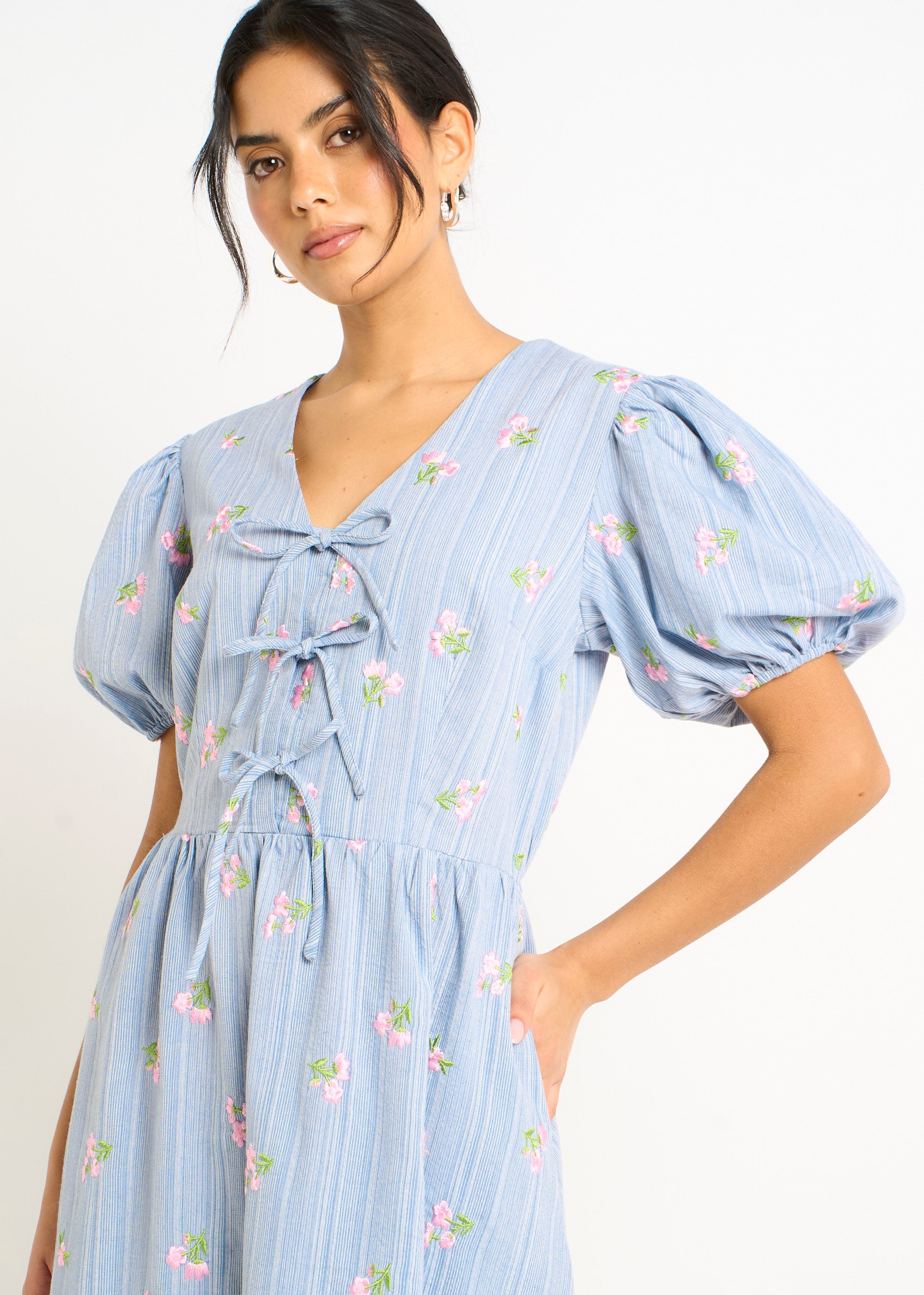 Blue Cotton Mix Tie Detail Puff Sleeves Midi Dress
