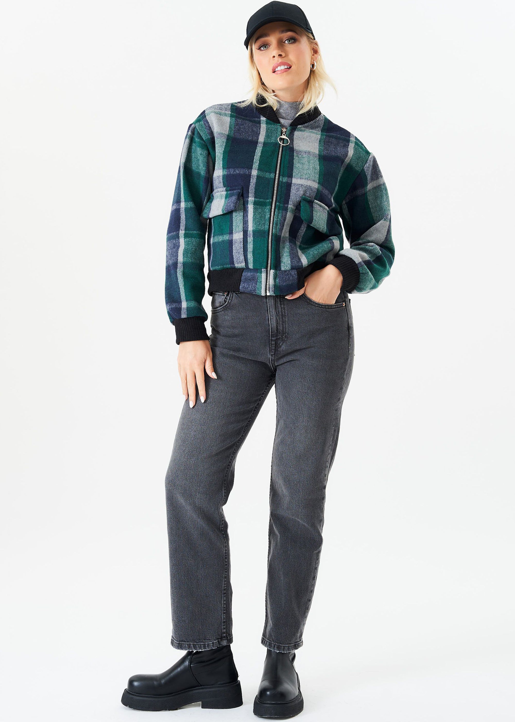 IT1223-GREEN-FRONT.jpg