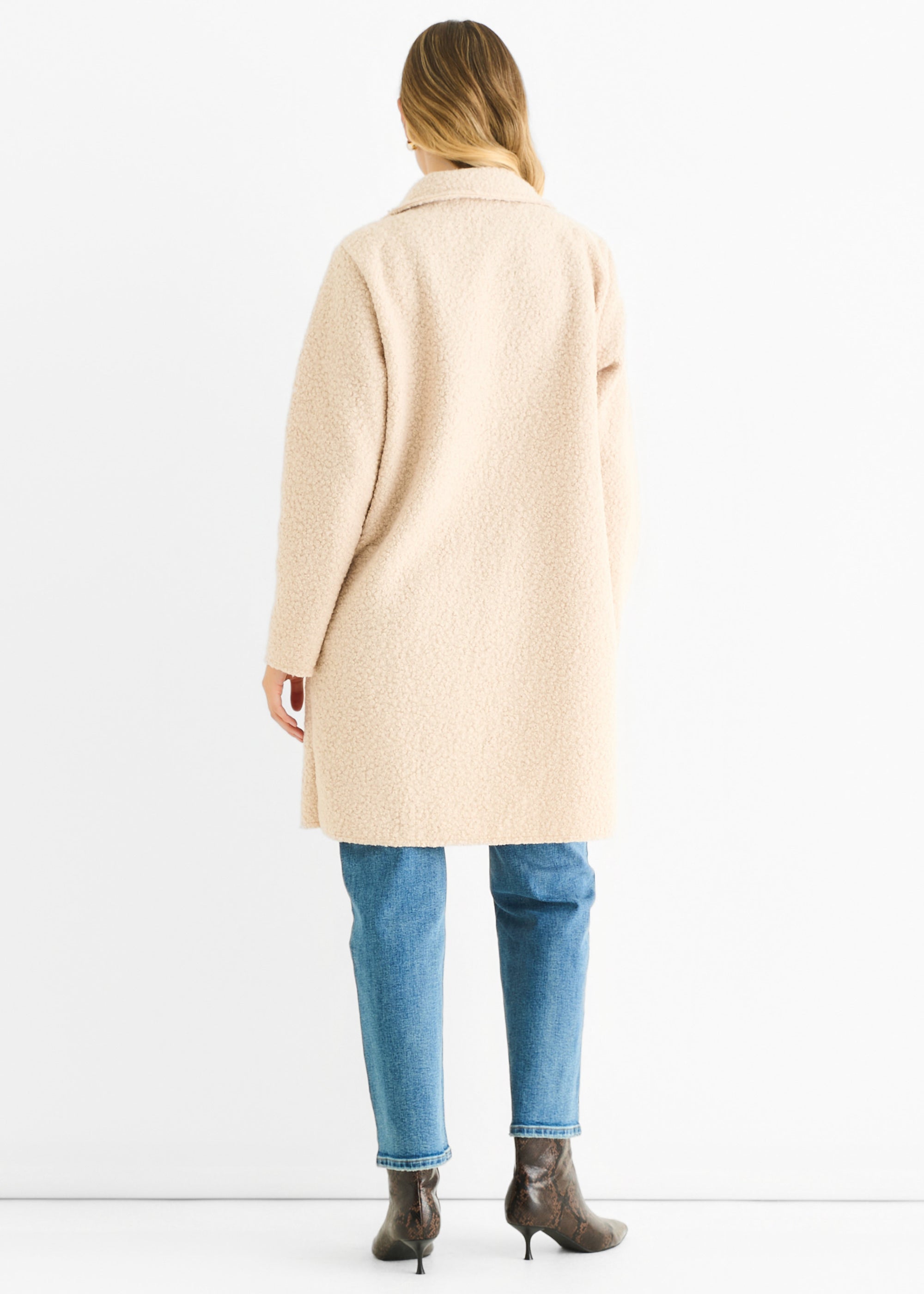 IT1802-BEIGE_4.jpg