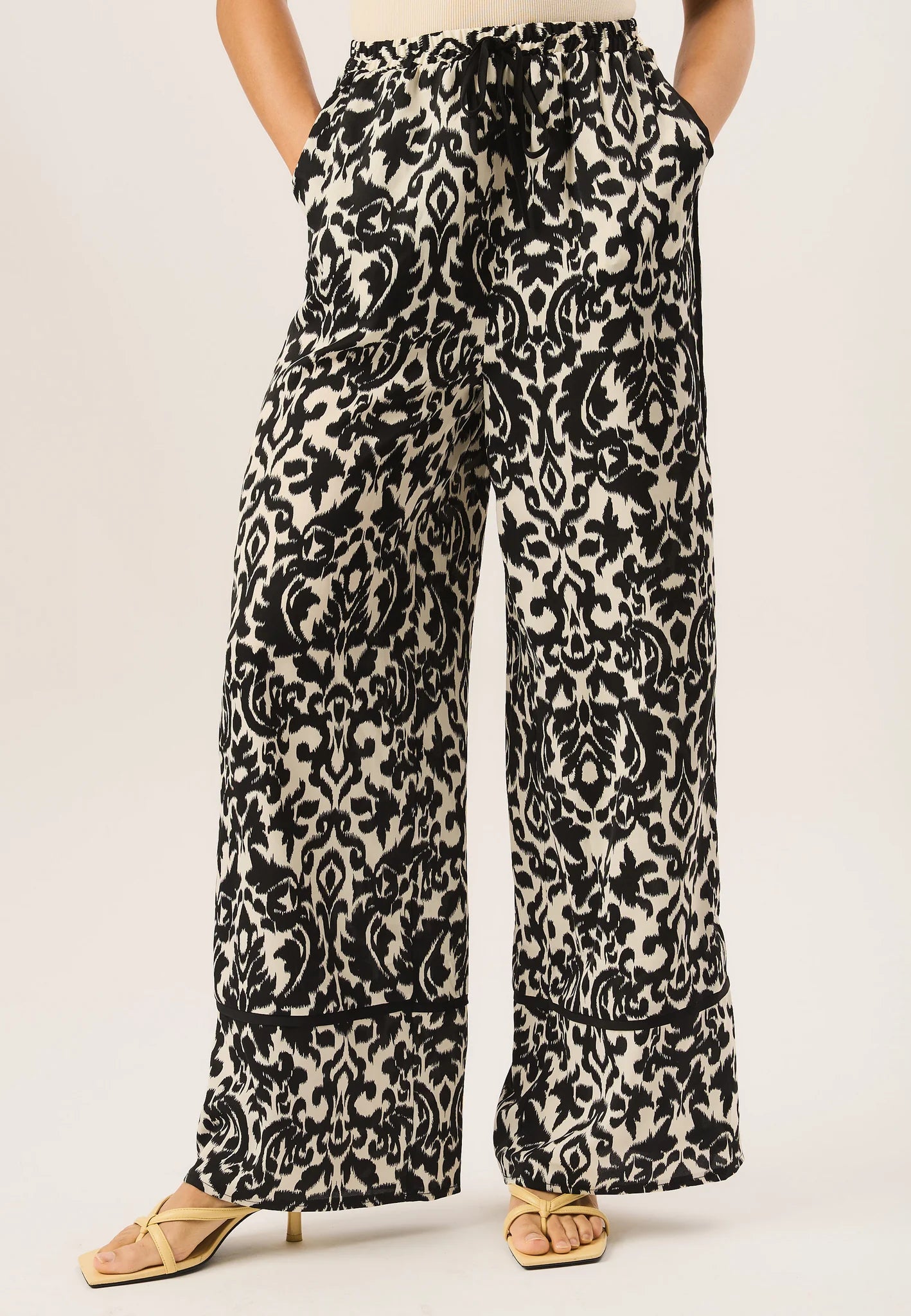 sale_bottoms_email.webp